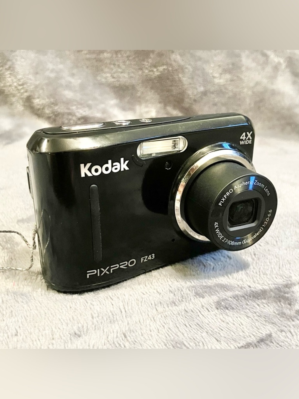 Kodak PIXPRO FZ43 4X Wide Black Digital Camera - Tested Works